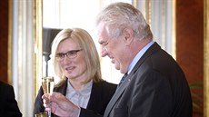 Karla Šlechtová během slavnostního jmenování ministryní pro místní rozvoj... Karla Šlechtová během slavnostního jmenování ministryní pro místní rozvoj...