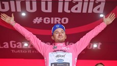 Gianluca Brambilla slaví první vítězství v kategorii World Tour a k tomu růžový... Gianluca Brambilla slaví první vítězství v kategorii World Tour a k tomu růžový...