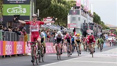 Andre Greipel vítězí ve 12. etapě Gira. Andre Greipel vítězí ve 12. etapě Gira.