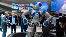 Jedno z využití Watsona v praxi. Consierge robot jménem Connie, který už radí... Jedno z využití Watsona v praxi. Consierge robot jménem Connie, který už radí...