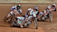 Matěj Kůs (vlevo) a Zdeněk Holub (uprostřed) v semifinále Mistrovství Evropy na... Matěj Kůs (vlevo) a Zdeněk Holub (uprostřed) v semifinále Mistrovství Evropy na...