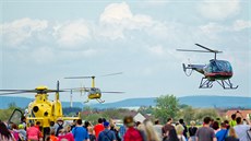 Na Helicopter show se představily vrtulníky i letadla. Na Helicopter show se představily vrtulníky i letadla.