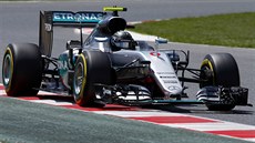 Nico Rosberg na trati kvalifikace na Velkou cenu Španělska. Nico Rosberg na trati kvalifikace na Velkou cenu Španělska.
