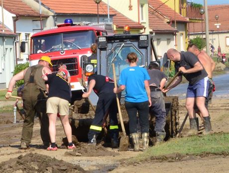 Hodjice zashla bleskov povode (28. kvten 2016)