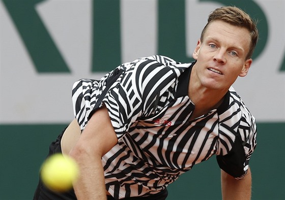 eský tenista Tomá Berdych v duelu s Vaskem Pospisilem z Kanady.