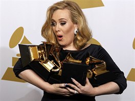 Grammy 2012 - 23let Adele se svmi esti cenami (Los Angeles, 12. nora 2012)