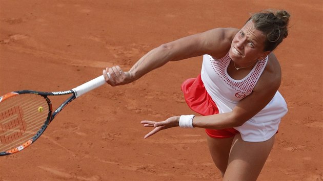 Barbora Strcov pi podn ve 3. kole Roland Garros.