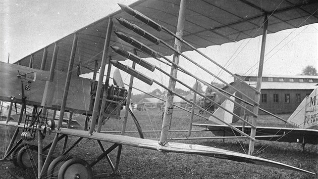 Rakety Le Prieur na letounu Farman MF.11