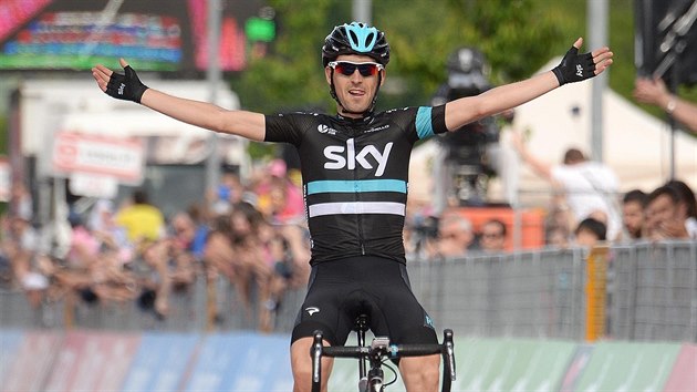 Mikel Nieve slav triumf ve 13. etap Gira.