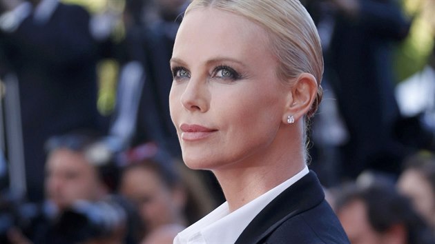 Charlize Theronov (Cannes, 20. kvtna 2016)