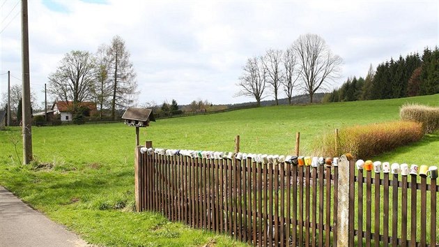 Pozemek v severnch echch, kde bude Karel Gott stavt dm.