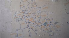 Mapa Evropy, kterou benci namalovali na ze oputného domu ve vsi Evzoni na...