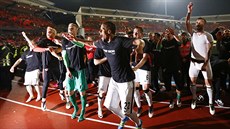 Fotbalisté Frankfurtu slaví záchranu v bundeslize. V baráži předčili Norimberk. Fotbalisté Frankfurtu slaví záchranu v bundeslize. V baráži předčili Norimberk.