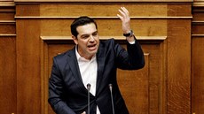 ecký premiér Alexis Tsipras a ministr financí Euklidis Tsakalotos.