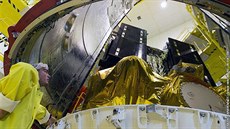 Balení satelit Galileo 13 a 14.