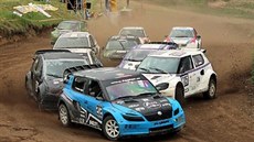 Takto Václav Fejfar vedl pole jezdců při loňském závodě evropského šampionátu v... Takto Václav Fejfar vedl pole jezdců při loňském závodě evropského šampionátu v...