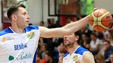 Exhibice brněnských basketbalistů Hvězdy spolu: Petr Benda před zápasem. Exhibice brněnských basketbalistů Hvězdy spolu: Petr Benda před zápasem.