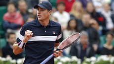John Isner v duelu 4. kola Roland Garros proti Andy Murraymu John Isner v duelu 4. kola Roland Garros proti Andy Murraymu