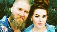 Modelka Tess Holliday a její mu Nick Holliday