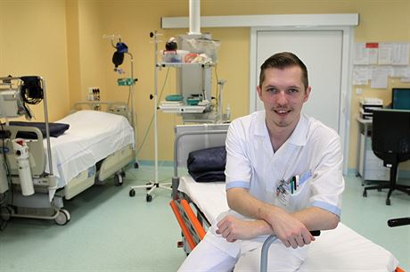 Petr Janáek pracoval jako zdravotní sestra na havlíkobrodské chirurgii. K...