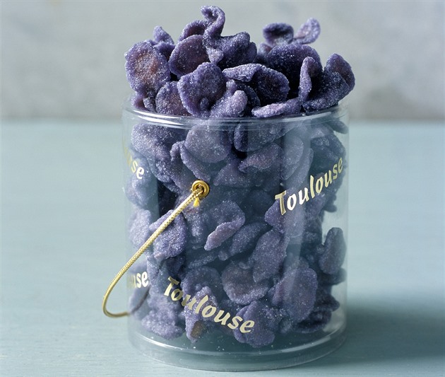 Violettes de Toulouse aneb tradiní výrobky z fialek. Nejastjími suvenýry...
