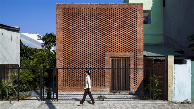 Termitary House, Vietnam by Tropical Space