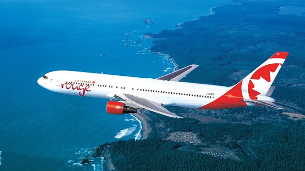 Letadlo Air Canada Rouge pro spoj Praha - Toronto.