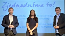 ODS zahájila předvolební kampaň a představila kandidáty pro krajské a senátní... ODS zahájila předvolební kampaň a představila kandidáty pro krajské a senátní...
