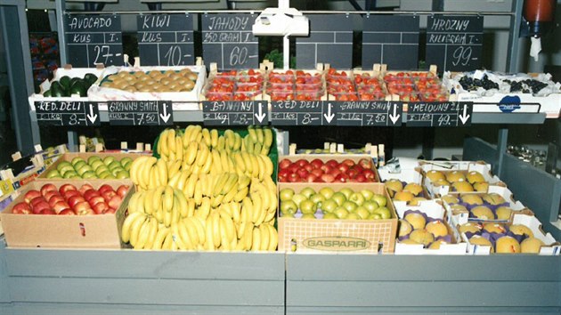 Prvn supermarket v esk republice (na archivnm snmku) otevel v ervnu 1991 v Jihlav nizozemsk maloobchodn etzec Ahold v mst dnenho supermarketu Albert.