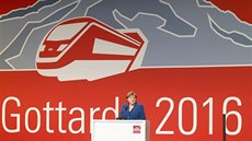 Nmecká kancléka Angela Merkelová pi slavnostním otevení Gotthardského...