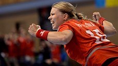 Česká házenkářka Michaela Hrbková slaví gól. Česká házenkářka Michaela Hrbková slaví gól.