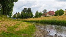 Pohled na řeku Dřevnici ve Zlíně nevěstí nic dobrého. Průtok je už nyní velmi... Pohled na řeku Dřevnici ve Zlíně nevěstí nic dobrého. Průtok je už nyní velmi...