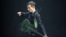 Frontman Muse Matt Bellamy (O2 arena, Praha, 4. června 2016) Frontman Muse Matt Bellamy (O2 arena, Praha, 4. června 2016)