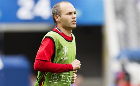 panlský záloník Andrés Iniesta na tréninku reprezentace