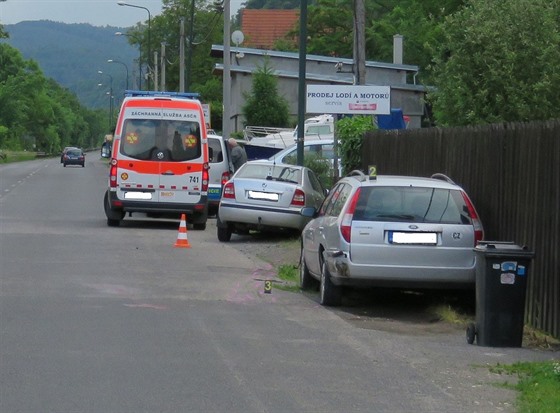 Nehoda v Davli. idi se lekl nebezpného pedjídní a strhl volant do strany.