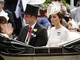 Princ William a jeho manelka Kate na dostizích (Ascot, 15. ervna 2016)