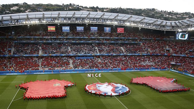 Stadion v Nice tsn ped zahjenm utkn panlska s Tureckem.