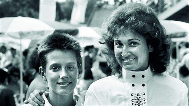 Zuzana Bublkov se synem Tomem ped rokem 1989