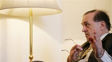 Jiří Gruša, spisovatel a diplomat Jiří Gruša, spisovatel a diplomat