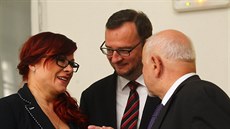 Jana Nečasová s manželem Petrem Nečasem u Obvodního soudu pro Prahu 1... Jana Nečasová s manželem Petrem Nečasem u Obvodního soudu pro Prahu 1...