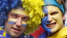 Fanouci Ukrajiny ped utkáním skupiny C proti Severnímu Irsku.
