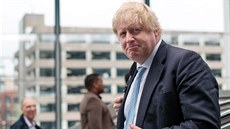 Nkdejí starosta Londýna Boris Johnson bhem setkání s volii ped referendem...