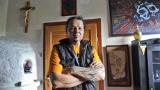 Přelomem v životě Luboše Kressy bylo za minulého režimu jeho setkání s... Přelomem v životě Luboše Kressy bylo za minulého režimu jeho setkání s...