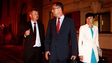 Vrchní státní zástupci Ivo Ištvan (vlevo) a Lenka Bradáčová a nejvyšší státní... Vrchní státní zástupci Ivo Ištvan (vlevo) a Lenka Bradáčová a nejvyšší státní...