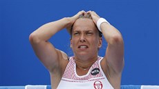 Barbora Strýcová si zoufá ve finále Aegon Classic, které prohrála s Madison...