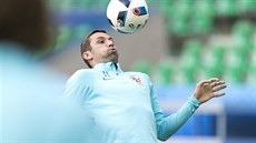 Chorvatský kapitán Darijo Srna na tréninku ped zápasem proti eské reprezentaci