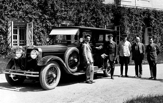 Prezidentský vúz koda-Hispano-Suiza v Lánech