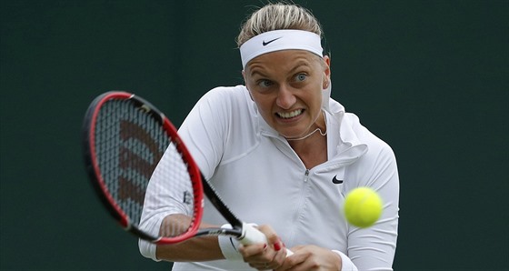 Petra Kvitová postoupila ve Wimbledonu do 2. kola.