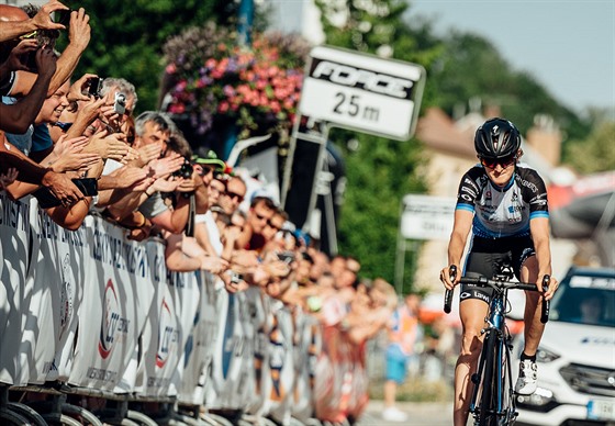 Martina Sáblíková si dojela pro eský titul mezi cyklistkami v hromadném...