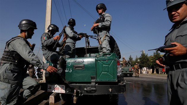 V centru Kbulu zabil Taliban 14 Neplc, kte pracovali pro bezpenostn slubu. (20. ervna 2016)